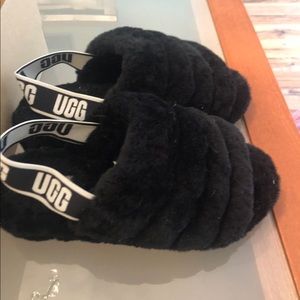 UGG®
Women's Fluff Yeah Slides